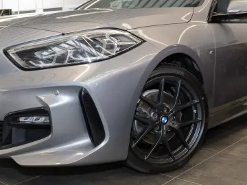 BMW 118i  5 M Sport PANO RFK NAVI LED Sound Syst.