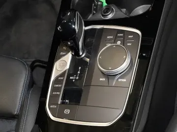 BMW 118i  5 M Sport PANO RFK NAVI LED Sound Syst.