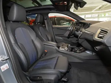 BMW 118i  5 M Sport PANO RFK NAVI LED Sound Syst.
