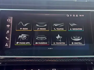 AUDI Q8 50TDI qu competition  BLACK HDMATRIX CARBON