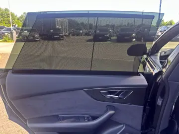 AUDI Q8 50TDI qu competition  BLACK HDMATRIX CARBON