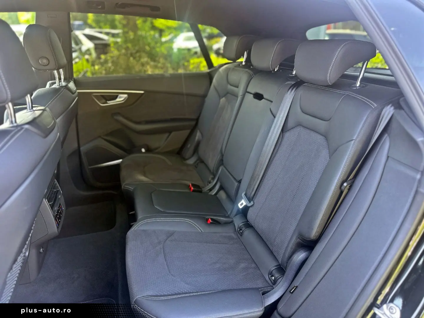 AUDI Q8 50TDI qu competition  BLACK HDMATRIX CARBON