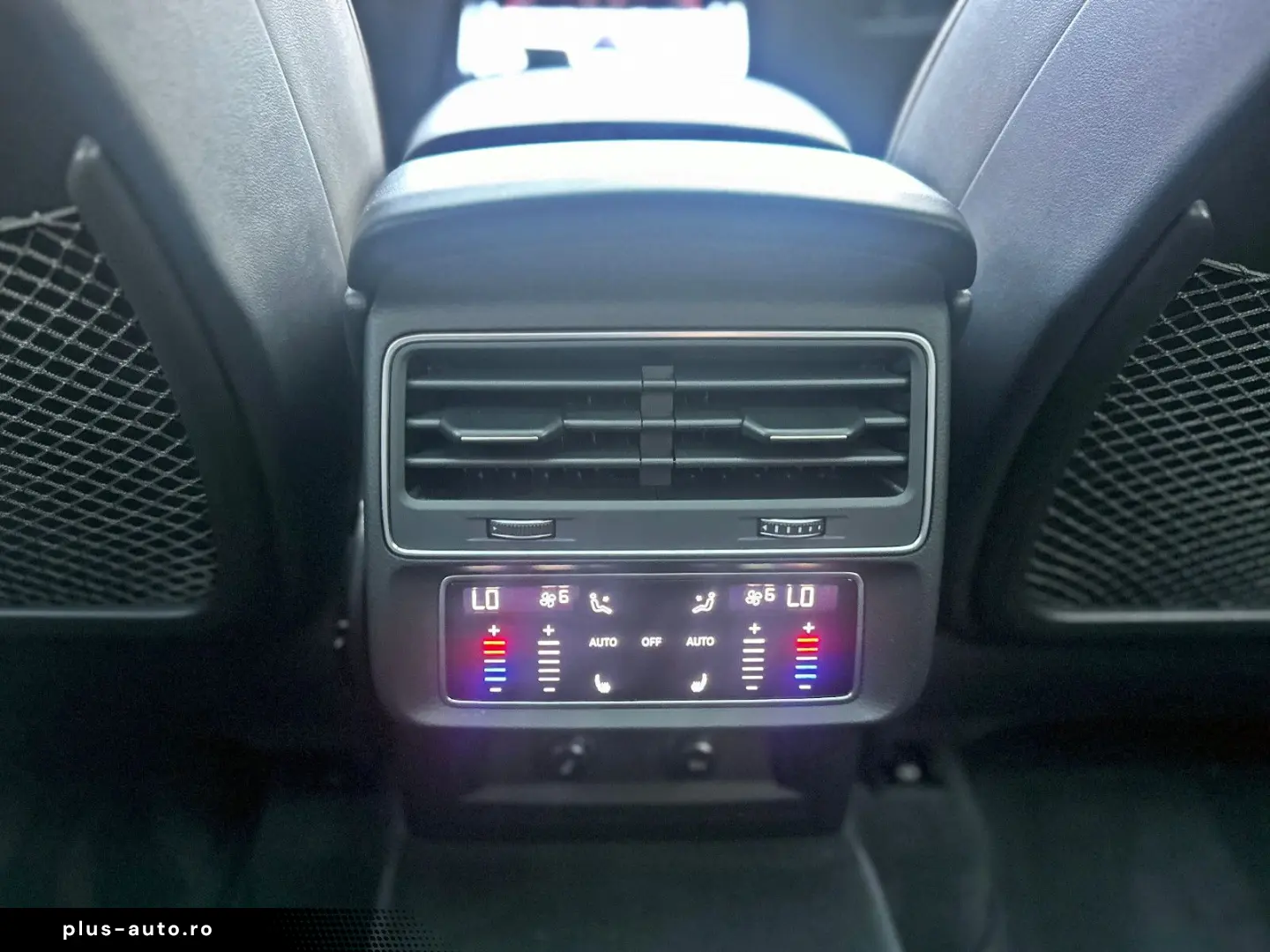 AUDI Q8 50TDI qu competition  BLACK HDMATRIX CARBON