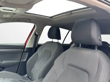 VW Golf VIII 1.5 TSI STYLE  LED  PANO HUD NAVI