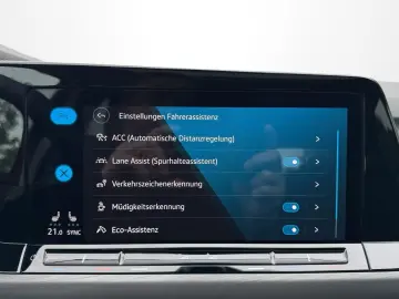 VW Golf VIII 1.5 TSI STYLE  LED  PANO HUD NAVI
