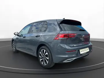 VW Golf VIII 2.0 TDI DSG ACTIVE   NAVI   AHK