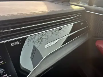 AUDI SQ7 TFSI BLACK PANO HUD 7-SITZER AHK B&O