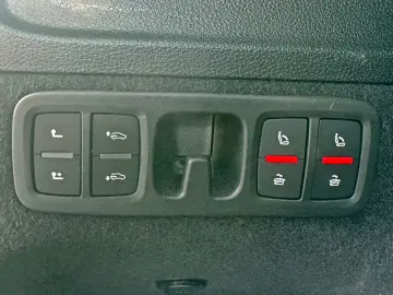 AUDI SQ7 TFSI BLACK PANO HUD 7-SITZER AHK B&O