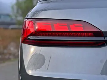 AUDI SQ7 TFSI BLACK PANO HUD 7-SITZER AHK B&O