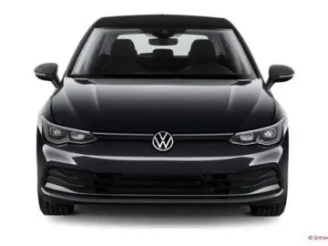 VW Golf VIII 1 5 eTSI Avtive 110KW DSG AHK NAV ACC