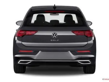 VW Golf VIII 1 5 eTSI Avtive 110KW DSG AHK NAV ACC