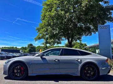 AUDI RS7 performance PANO HUD B&O ADV. NIGHT STHZG
