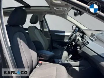 BMW X1 18d Navi LED AHK HIFI Sitzhzg. PDC DAB