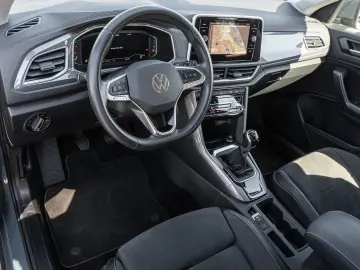 VW T-ROC 1.0 TSI Style AHK NAVI LED