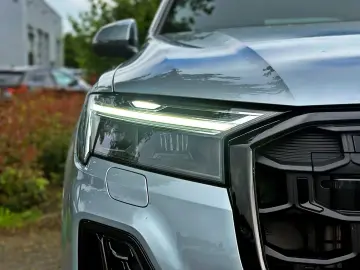 AUDI Q7 50TDI qu S LINE BLACK PANO HUD 7-SITZER
