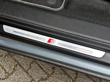 AUDI Q7 50TDI qu S LINE BLACK PANO HUD 7-SITZER