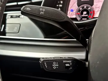 AUDI Q7 50TDI qu S LINE BLACK PANO HUD 7-SITZER