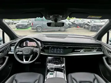 AUDI Q7 50TDI qu S LINE BLACK PANO HUD 7-SITZER