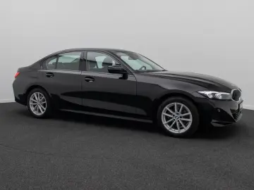 BMW 318i GeschwindigR PDC DAB CockpitPlus Widscreen
