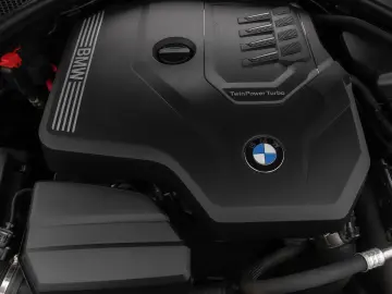 BMW 318i GeschwindigR PDC DAB CockpitPlus Widscreen