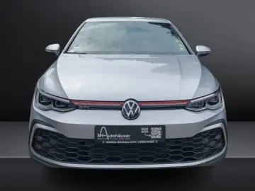 VW Golf 2.0 TSI DSG  SHZ RFK Navi AHK schwenkb.