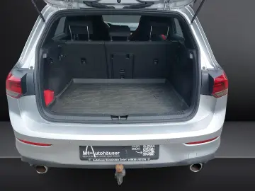 VW Golf 2.0 TSI DSG  SHZ RFK Navi AHK schwenkb.