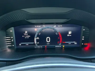 SKODA Karoq Sportline 1.5 TSI ACT Matrix-LED Navi USB-