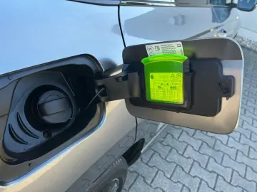 SKODA Karoq Sportline 1.5 TSI ACT Matrix-LED Navi USB-