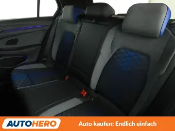 VW Golf VIII 2.0 TSI R 4Motion Aut. NAVI IQLED ACC