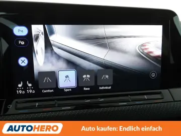VW Golf VIII 2.0 TSI R 4Motion Aut. NAVI IQLED ACC