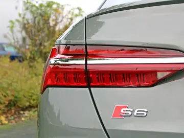 AUDI S6 Lim 55TDI qu MATRIX HUD 360  ACC NAVI