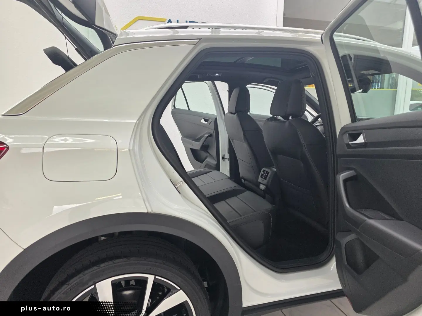 VW T-Roc R-Line 4Motion DCC Panorama Leder Nappa