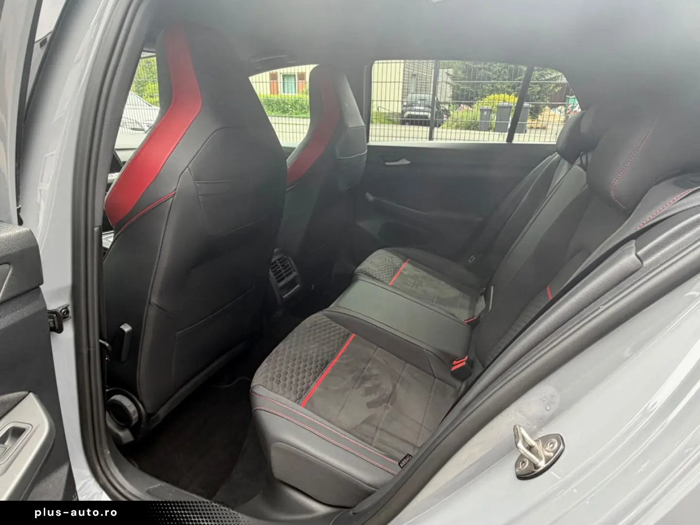 VW Golf VIII GTI Clubsport 21ZOLL 8-FACH MATRIX TOP