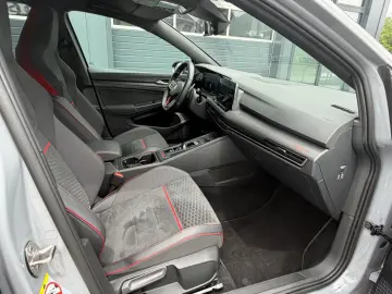 VW Golf VIII GTI Clubsport 21ZOLL 8-FACH MATRIX TOP