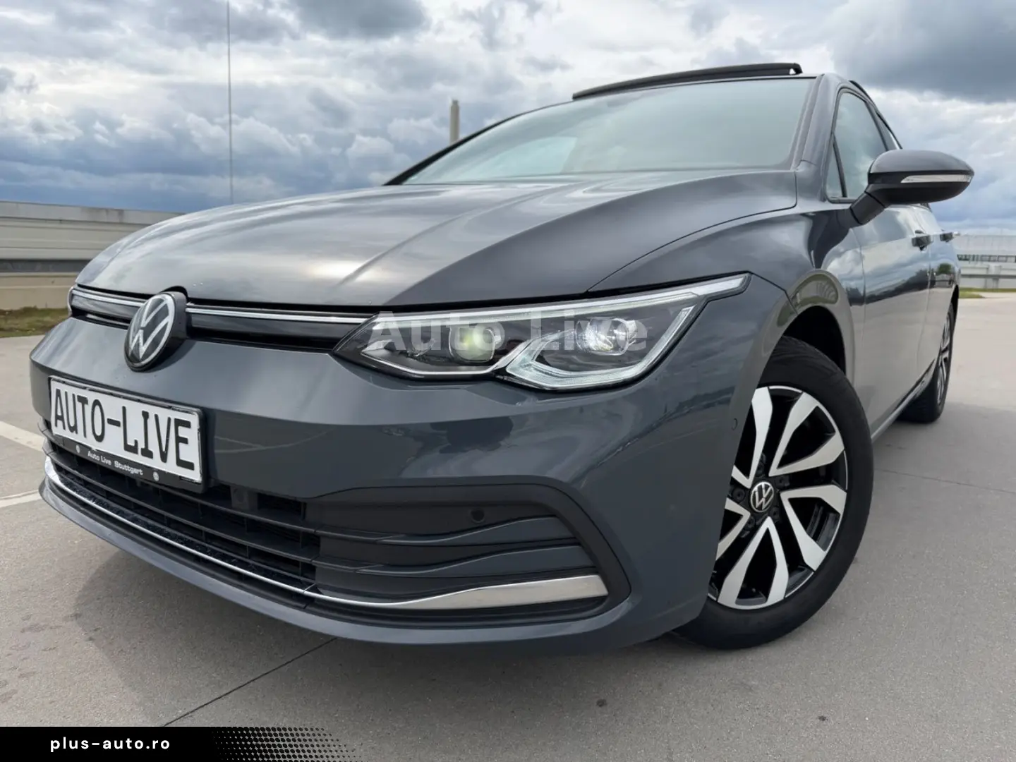 VW Golf 8 2.0 TDI ACTIVE DSG VIR PAN IQ-LED HEAD-UP