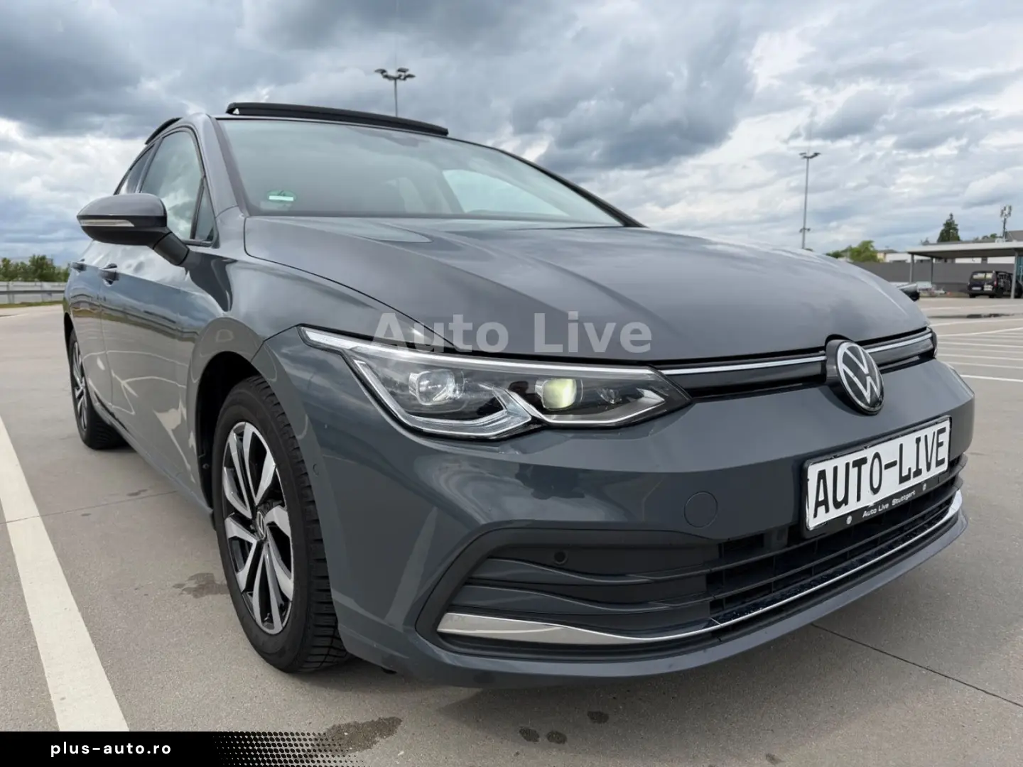 VW Golf 8 2.0 TDI ACTIVE DSG VIR PAN IQ-LED HEAD-UP