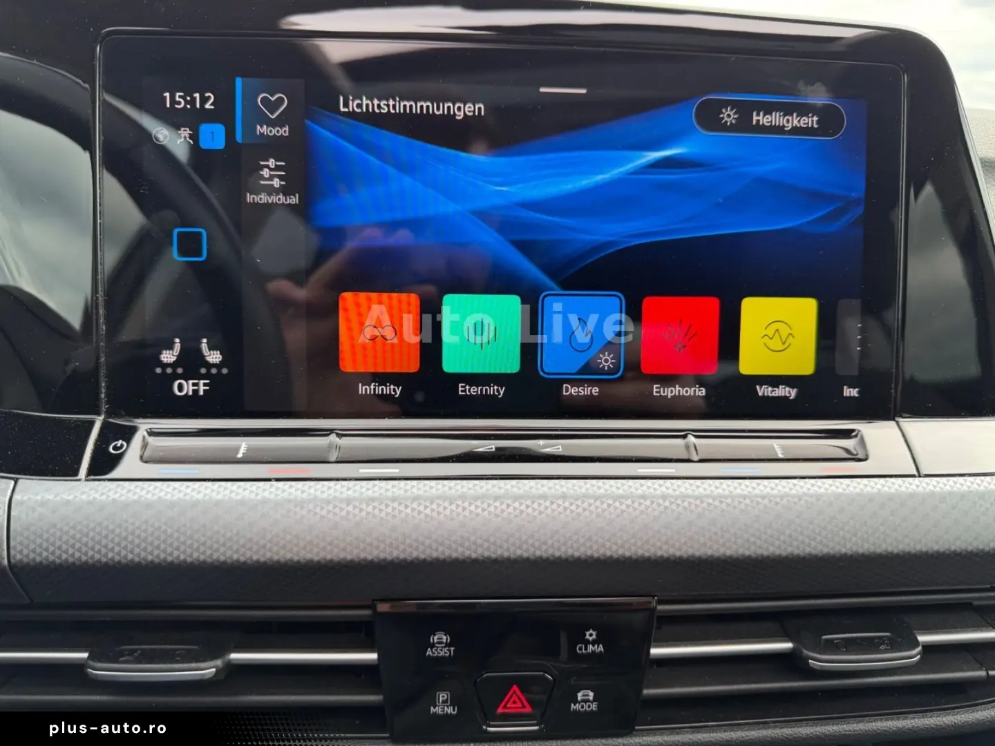 VW Golf 8 2.0 TDI ACTIVE DSG VIR PAN IQ-LED HEAD-UP