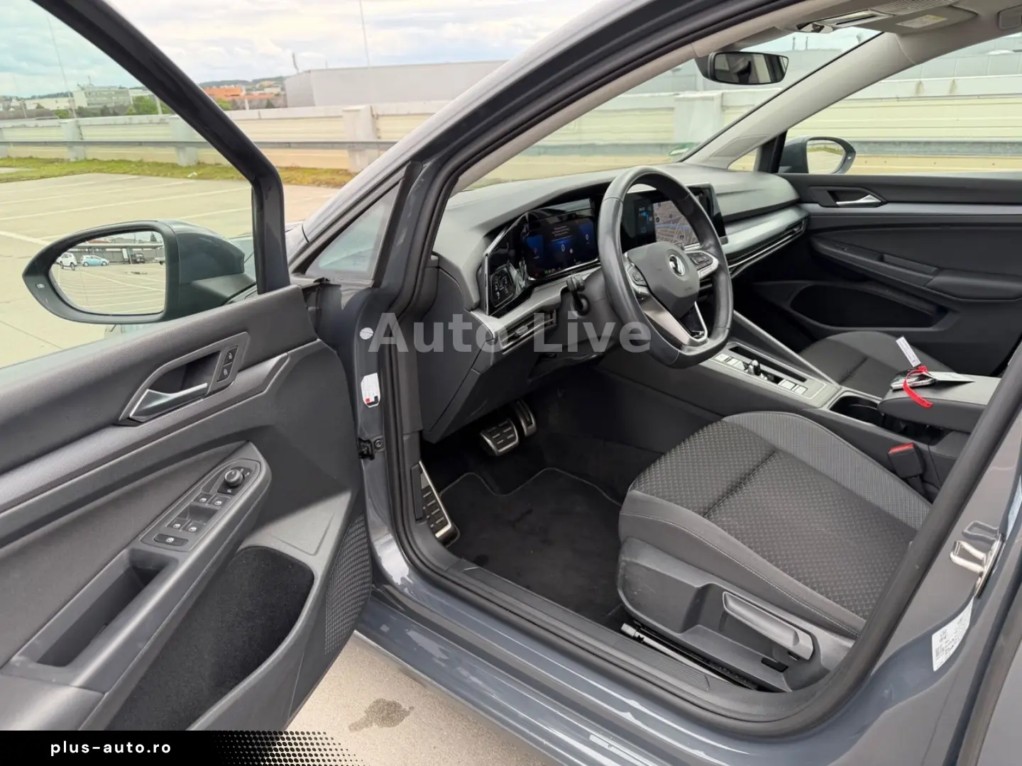 VW Golf 8 2.0 TDI ACTIVE DSG VIR PAN IQ-LED HEAD-UP