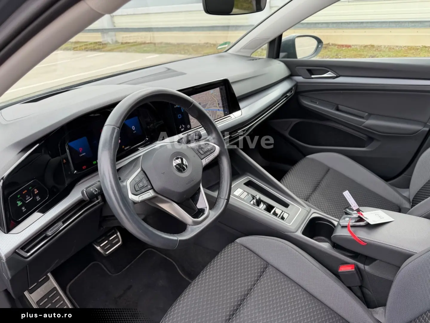 VW Golf 8 2.0 TDI ACTIVE DSG VIR PAN IQ-LED HEAD-UP