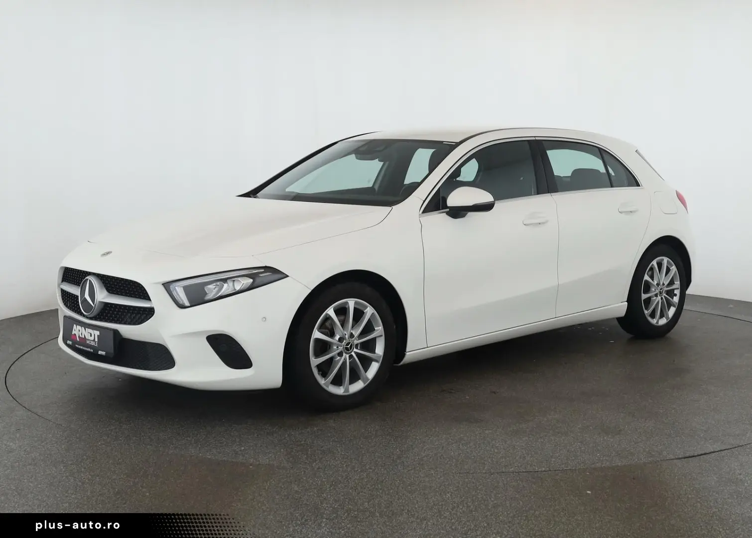 MERCEDES-BENZ A 180 7G Progressive LED Digi Navi App SHZ Kam
