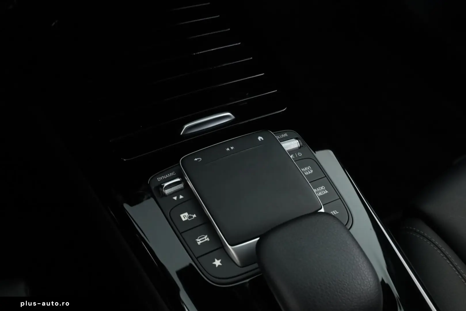 MERCEDES-BENZ A 180 7G Progressive LED Digi Navi App SHZ Kam