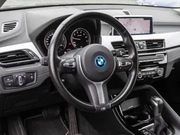 BMW X2 25ex Navi DAB LED PDCv h SHZ Temp Keyless USB