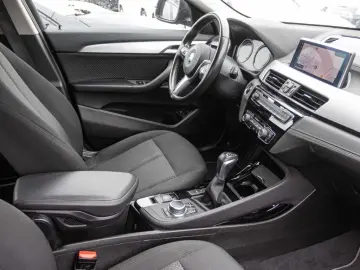 BMW X2 25ex Navi DAB LED PDCv h SHZ Temp Keyless USB