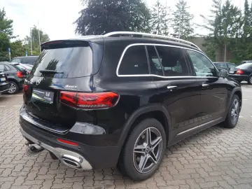 MERCEDES-BENZ GLB 220 4MATIC 7-SITZE AMG-STYLE AMBIENTE-BEL.