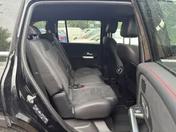 MERCEDES-BENZ GLB 220 4MATIC 7-SITZE AMG-STYLE AMBIENTE-BEL.