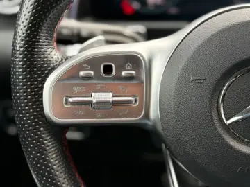 MERCEDES-BENZ GLB 220 4MATIC 7-SITZE AMG-STYLE AMBIENTE-BEL.