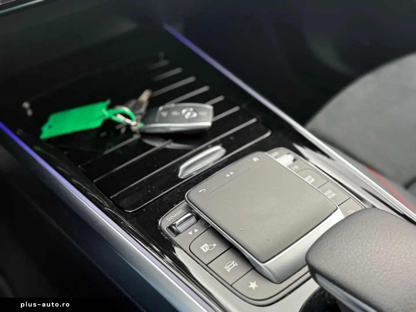 MERCEDES-BENZ GLB 220 4MATIC 7-SITZE AMG-STYLE AMBIENTE-BEL.