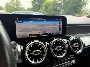 MERCEDES-BENZ GLB 220 4MATIC 7-SITZE AMG-STYLE AMBIENTE-BEL.