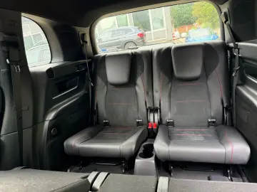 MERCEDES-BENZ GLB 220 4MATIC 7-SITZE AMG-STYLE AMBIENTE-BEL.