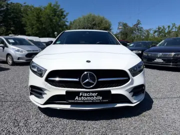 MERCEDES-BENZ A 200 Edition 2020 AMG LEDER NAVI LED